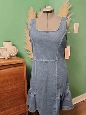 NEW WITH TAGS...Nanette Lepore Light Blue Denim Ruffle-Hem Midi Dress